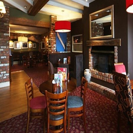 Premier Inn Premier Inn Wirral Greasby Экстерьер фото