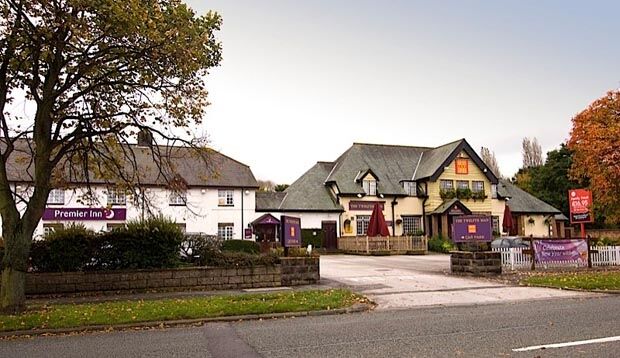 Premier Inn Premier Inn Wirral Greasby Экстерьер фото